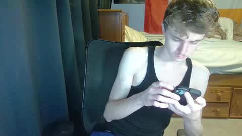 femboyangel online show from 12/15/24, 09:09