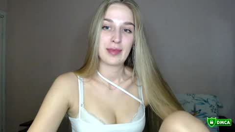 Femke online show from 05/11/26, 07:55