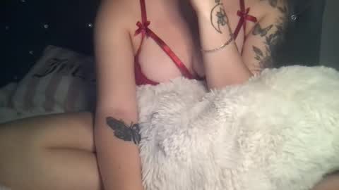     online show from 10/01/25, 01:33