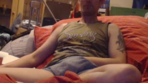 Snapshot of fendermann38 chatting on 01/02/25, 11:06 Fendermann38 online show from 01/02/25, 11:06