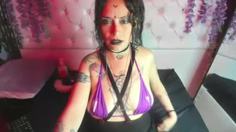 Snapshot of fenix_lilith69 chatting on 06/26/26, 03:27 Fenix Lilith69 online show from 06/26/26, 03:27
