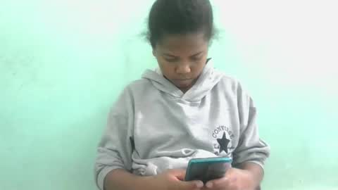 fenou122745 online show from 10/03/25, 05:32