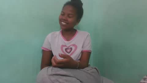 fenou122745 online show from 11/26/25, 06:36