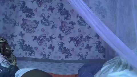 fentyafricana00 online show from 01/18/26, 09:02