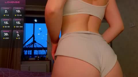 Snapshot of feral_berrys chatting on 12/19/25, 11:06 Nancy online show from 12/19/25, 11:06