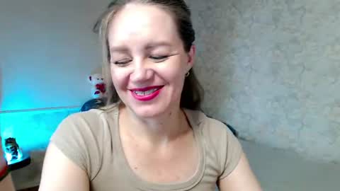 Snapshot of fern_lust chatting on 06/26/26, 08:30 fern_lust online show from 06/26/26, 08:30