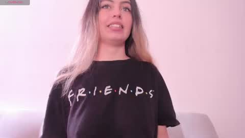 fernanda  online show from 07/02/26, 03:51