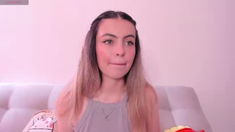 fernanda  online show from 07/03/26, 04:13