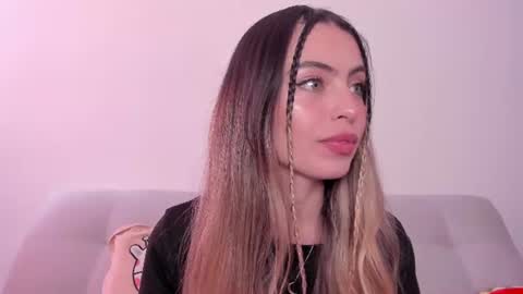 fernanda  online show from 07/04/26, 05:08
