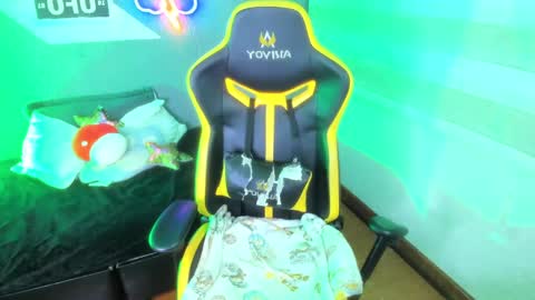 Fernanda Diaz online show from 01/04/25, 05:05