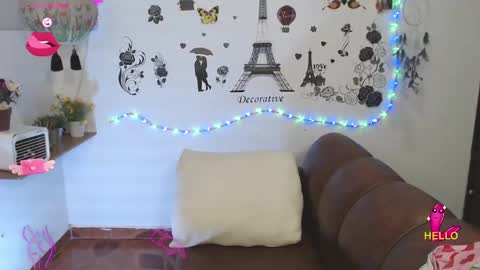 Snapshot of fernandaeloisa chatting on 01/16/25, 08:36 FernandaEloisa online show from 01/16/25, 08:36