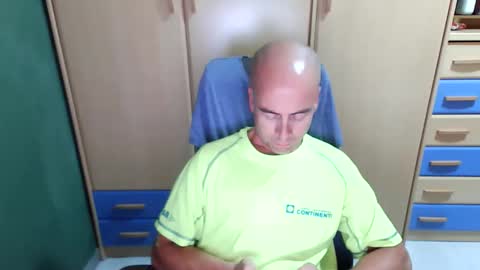 fernandez83 online show from 06/08/26, 07:14