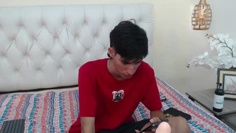 FER PHOENIX online show from 02/03/25, 06:13