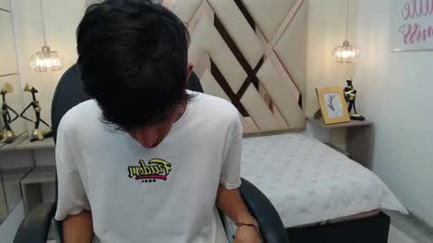 FER PHOENIX online show from 02/15/25, 04:03