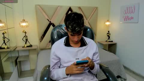 FER PHOENIX online show from 02/04/26, 03:34