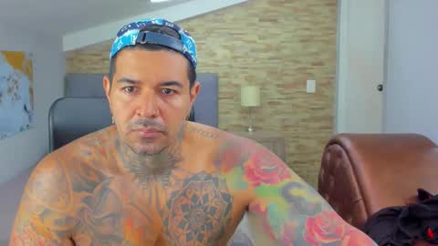 Snapshot of fervent_dude chatting on 01/11/25, 12:07 Kamilo online show from 01/11/25, 12:07