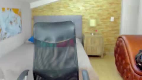 Snapshot of fervent_dude chatting on 02/17/25, 11:31 Kamilo online show from 02/17/25, 11:31