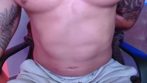  Festbody1 online show from 12/30/24, 03:02