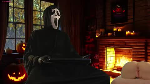 Snapshot of fetishboyfun chatting on 10/31/25, 04:41 FetishBoyFun online show from 10/31/25, 04:41