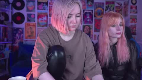 Snapshot of fetishrey chatting on 03/06/25, 06:16 Rey online show from 03/06/25, 06:16