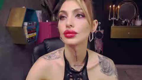 Sarah online show from 01/06/25, 07:24