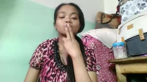 Snapshot of fetranialdy chatting on 10/12/25, 05:06 fetranialdy online show from 10/12/25, 05:06