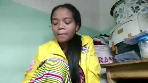 Snapshot of fetranialdy chatting on 10/14/25, 04:46 fetranialdy online show from 10/14/25, 04:46