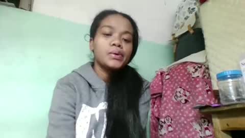 Snapshot of fetranialdy chatting on 10/17/25, 04:48 fetranialdy online show from 10/17/25, 04:48