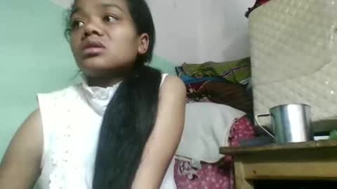 Snapshot of fetranialdy chatting on 11/04/25, 04:33 fetranialdy online show from 11/04/25, 04:33