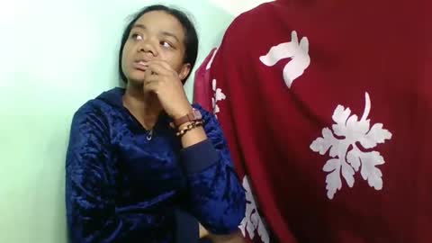 Snapshot of fetranialdy chatting on 02/15/26, 07:51 fetranialdy online show from 02/15/26, 07:51