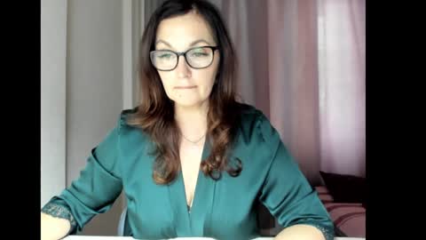 Snapshot of fey_bb chatting on 12/04/24, 07:06 Milana online show from 12/04/24, 07:06