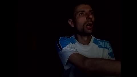 Raised in 90s online show from 04/09/26, 01:05