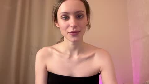 Lisa online show from 01/10/25, 12:26