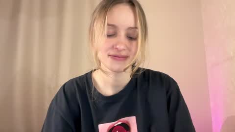 Lisa online show from 01/11/25, 12:50