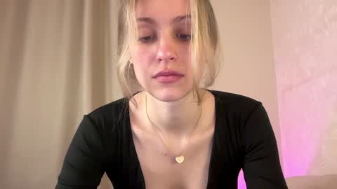 Lisa online show from 01/15/25, 10:49