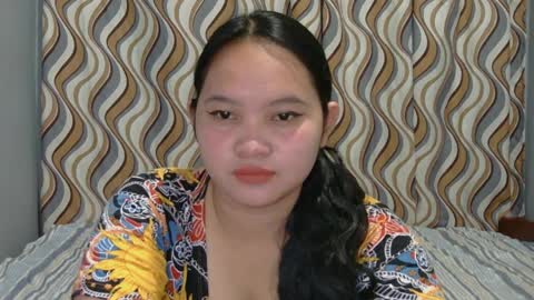 Snapshot of fhwilloughbyxx chatting on 04/04/26, 12:02 fhwilloughbyxx online show from 04/04/26, 12:02