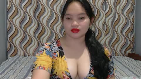 Snapshot of fhwilloughbyxx chatting on 04/05/26, 01:03 fhwilloughbyxx online show from 04/05/26, 01:03