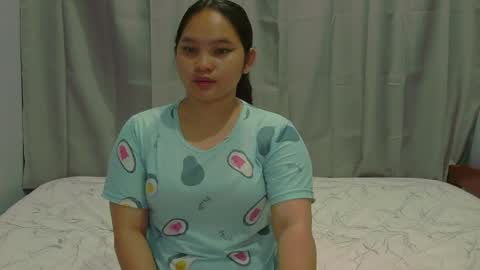 Snapshot of fhwilloughbyxx chatting on 04/11/26, 11:20 fhwilloughbyxx online show from 04/11/26, 11:20