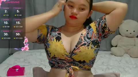 fhwilloughbyxx online show from 04/20/26, 10:40