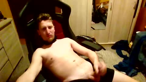 Snapshot of fibiva chatting on 12/15/24, 12:18 fibiva online show from 12/15/24, 12:18