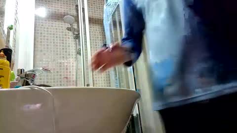 Fid online show from 02/04/25, 11:59