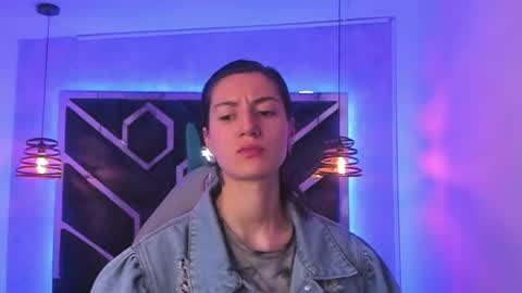 Snapshot of fieramadame chatting on 01/24/25, 12:10 online show from 01/24/25, 12:10