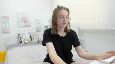 Mary online show from 05/27/26, 05:15