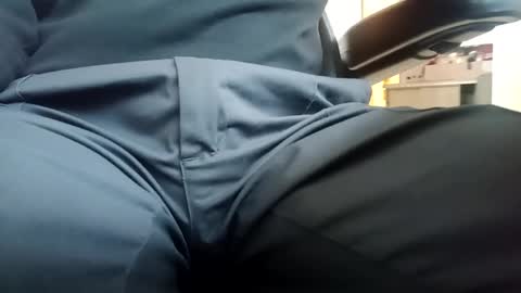 fifi010203 online show from 10/14/25, 12:06