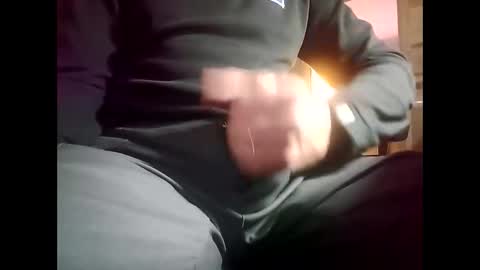 fifi010203 online show from 10/21/25, 04:46