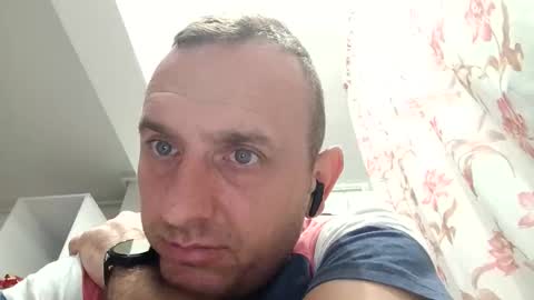 Nick online show from 11/19/25, 06:24