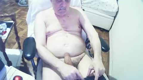 Snapshot of filhober chatting on 03/04/25, 01:01 filhober online show from 03/04/25, 01:01