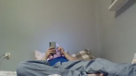 filipek757 online show from 12/08/24, 09:41