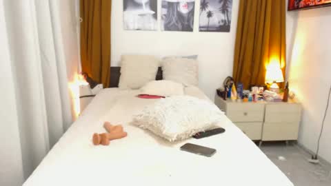 Snapshot of filipina_sweety chatting on 12/20/24, 11:10 stephanie online show from 12/20/24, 11:10