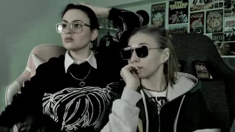 cap and Lana  online show from 01/31/25, 08:54